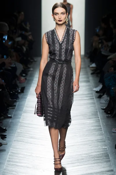 Look 39